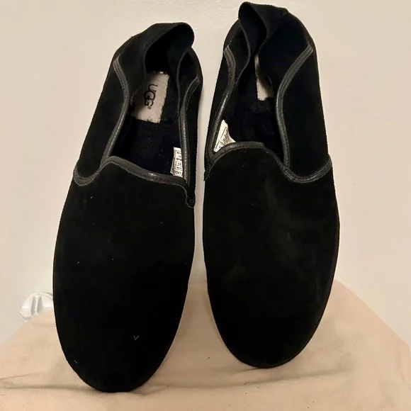UGG Men's Cooke Black Suede Slipper/LoaferSize 11 US